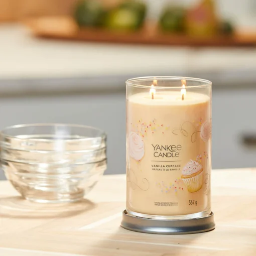 Yankee Candle Vanilla Cupcake Candle - Image 2
