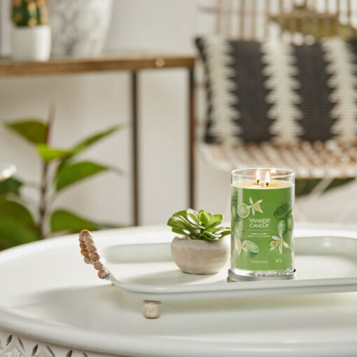 Yankee Candle Vanilla Lime Candle - Image 2